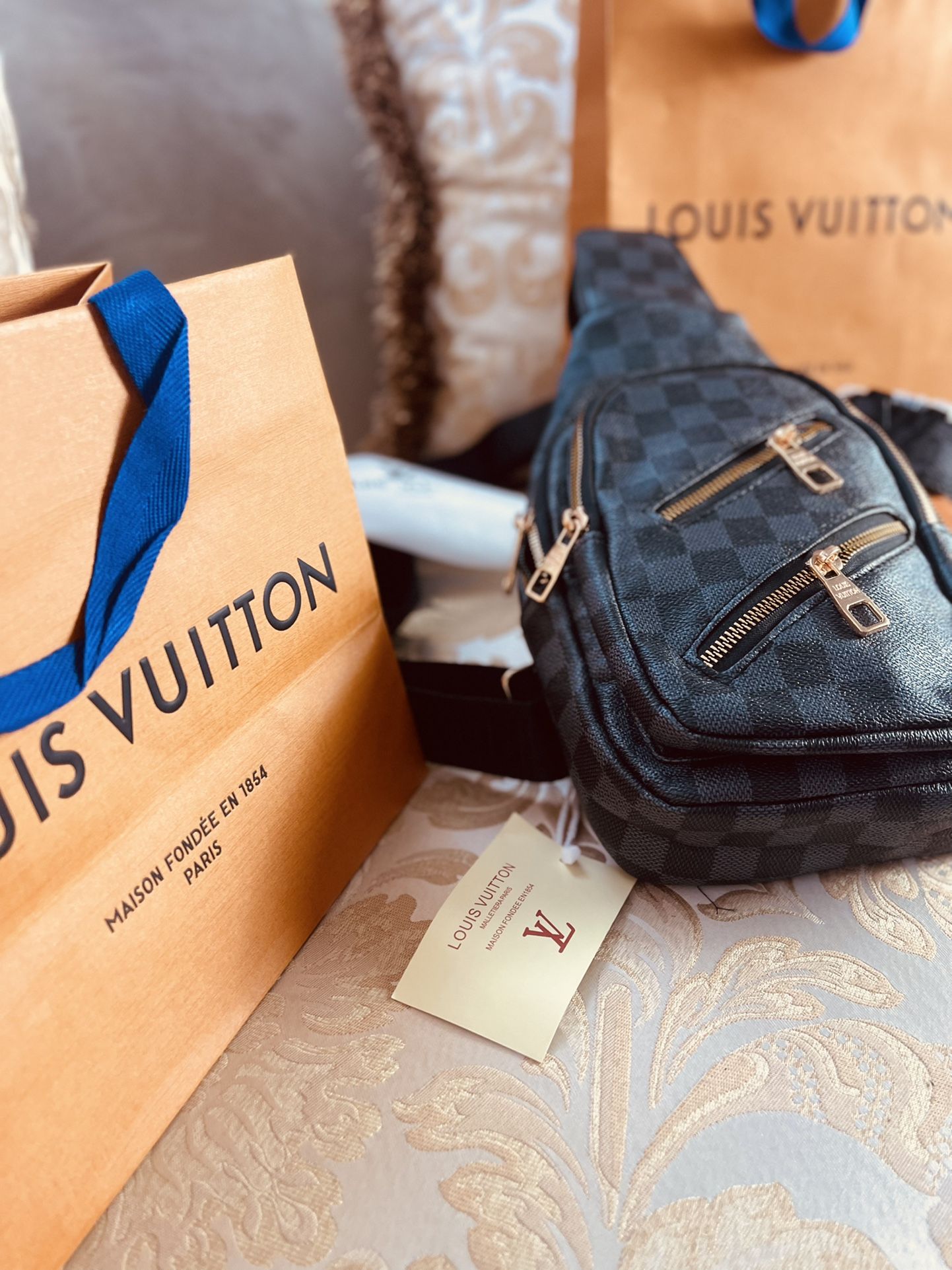 Louis Vuitton Shopping Bag and Louis Vuitton Box for Sale in Las Vegas, NV  - OfferUp