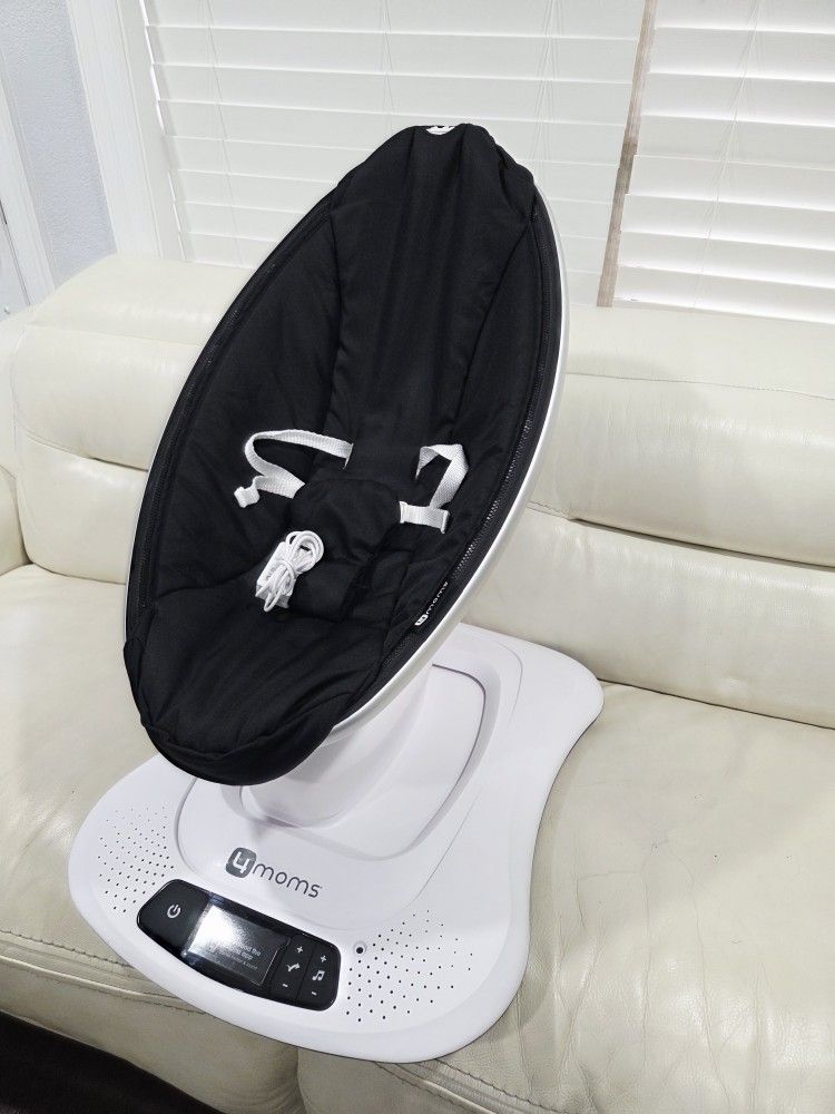 4moms MamaRoo Multi-Motion Infant Baby Swing