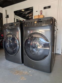 Samsung Front Load Washer and Dryer Set