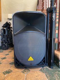 Behringer Speaker