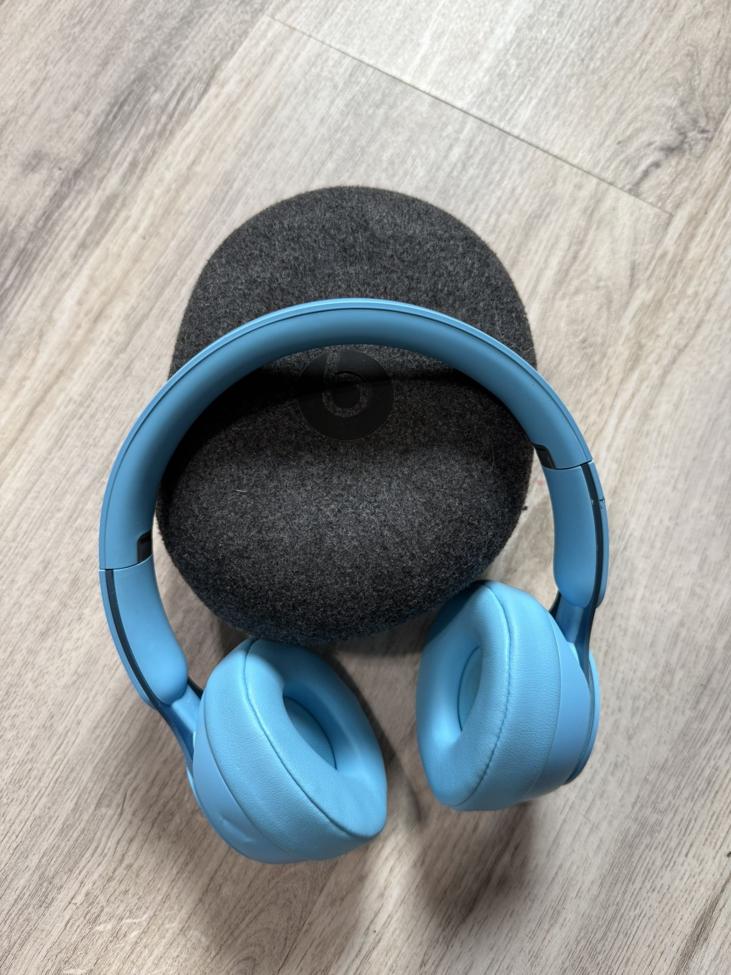 Beats Solo Pro Wireless Noise Cancelling On-Ear Headphones in Light Blue