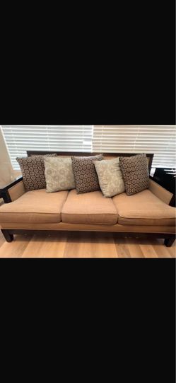 Couch set