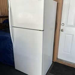 Whirlpool Refrigerator 