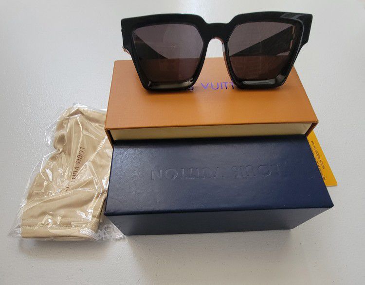 Authentic Louis Vuitton M96006wn Millionaire Sunglasses for Sale in San  Antonio, TX - OfferUp