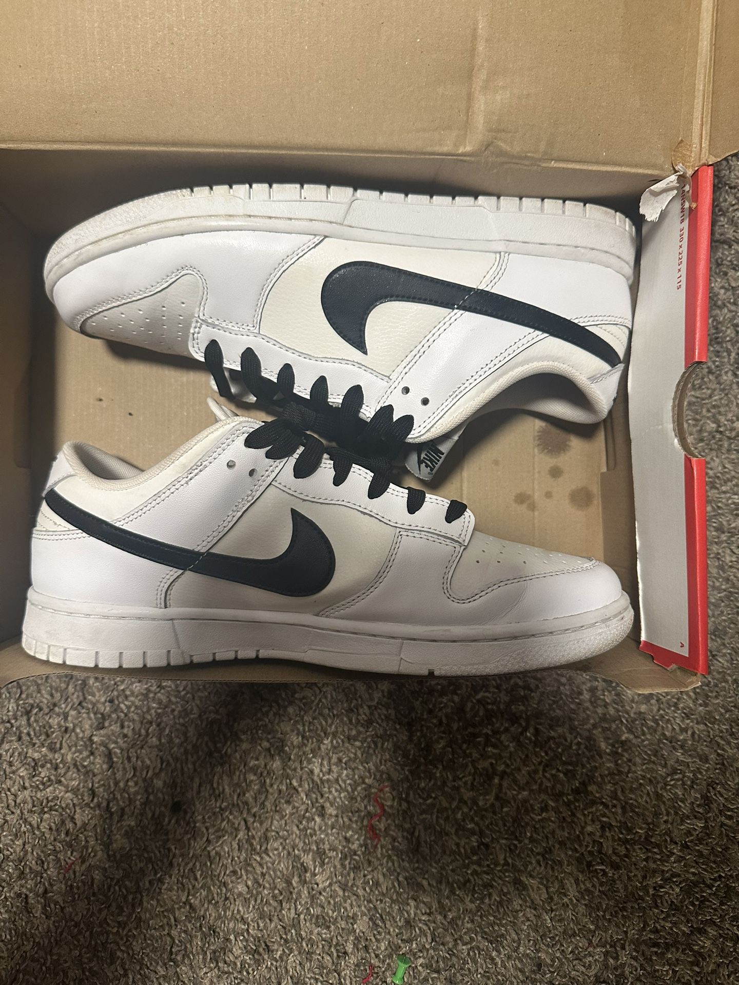 Dunk Low (reverse panda)