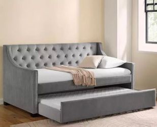 Gray Tufted Daybed with Trundle