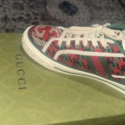 Gucci shoes MEN