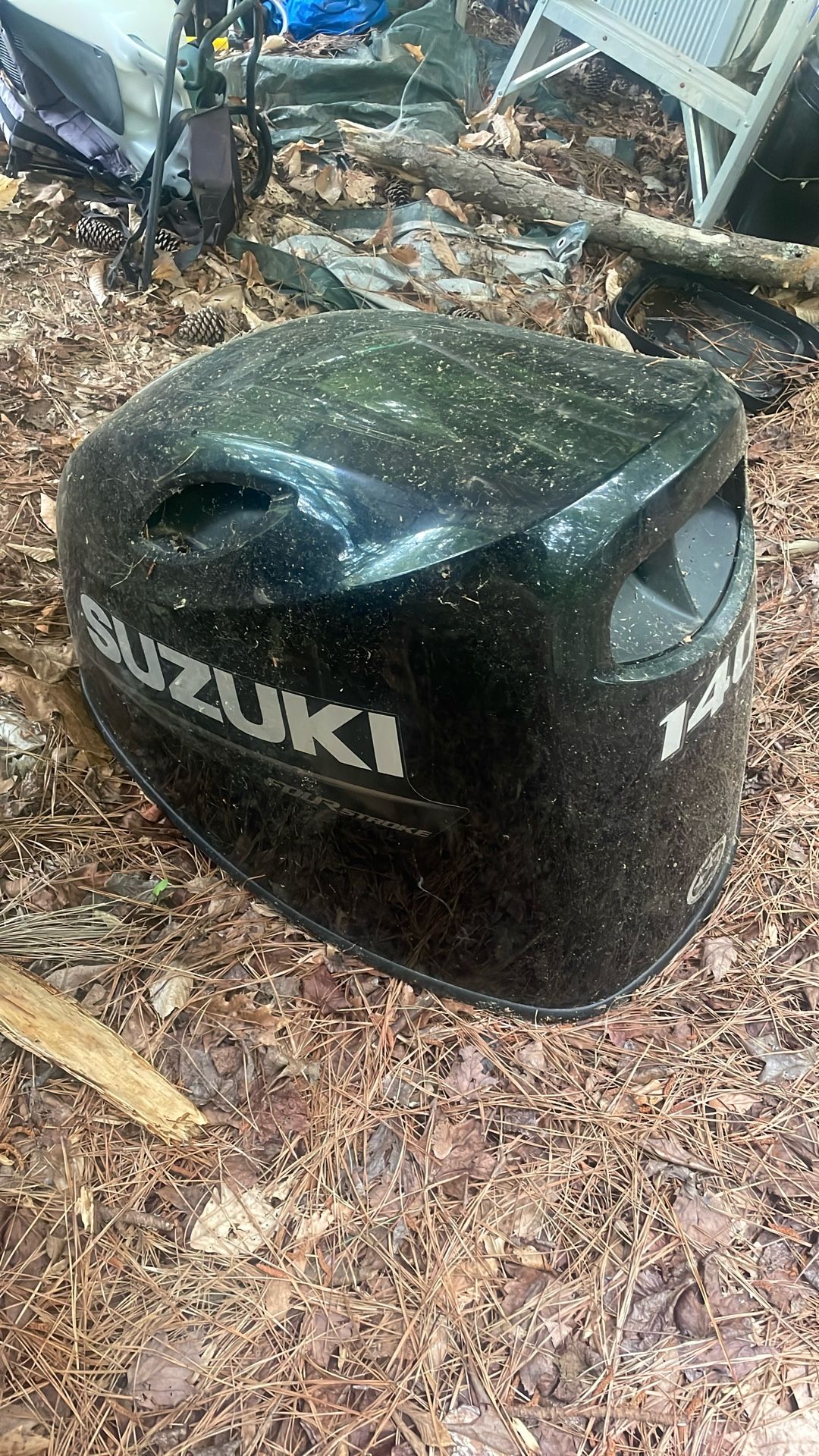 Suzuki Df140 Engine Cover