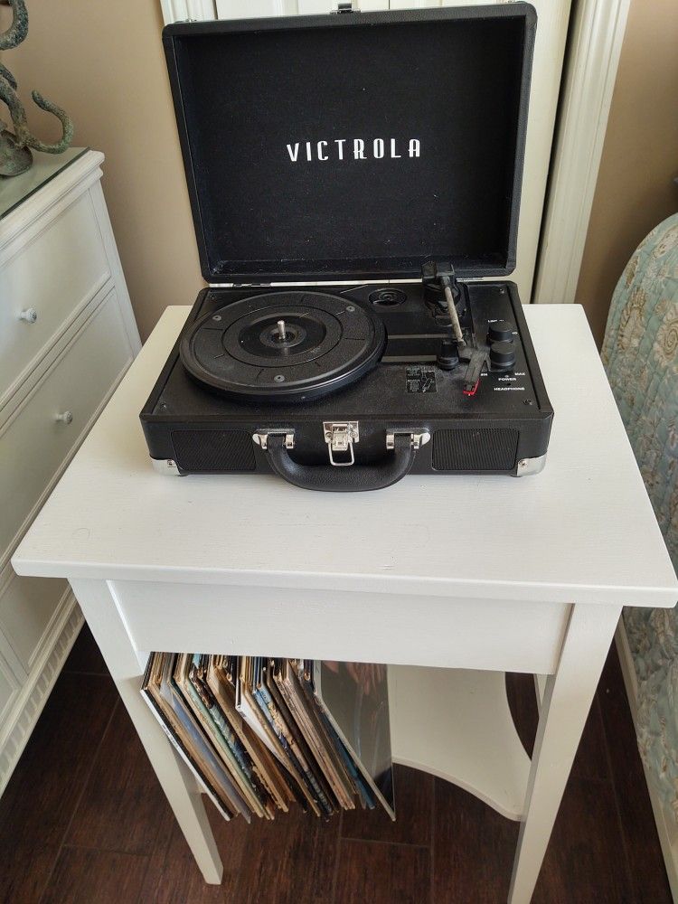 Record Player and Stand