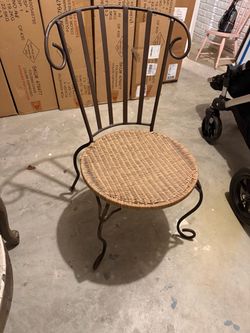 Wrought Iron & Wicker Accent / Bistro Chair