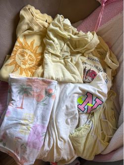 Yellow clothing bundle