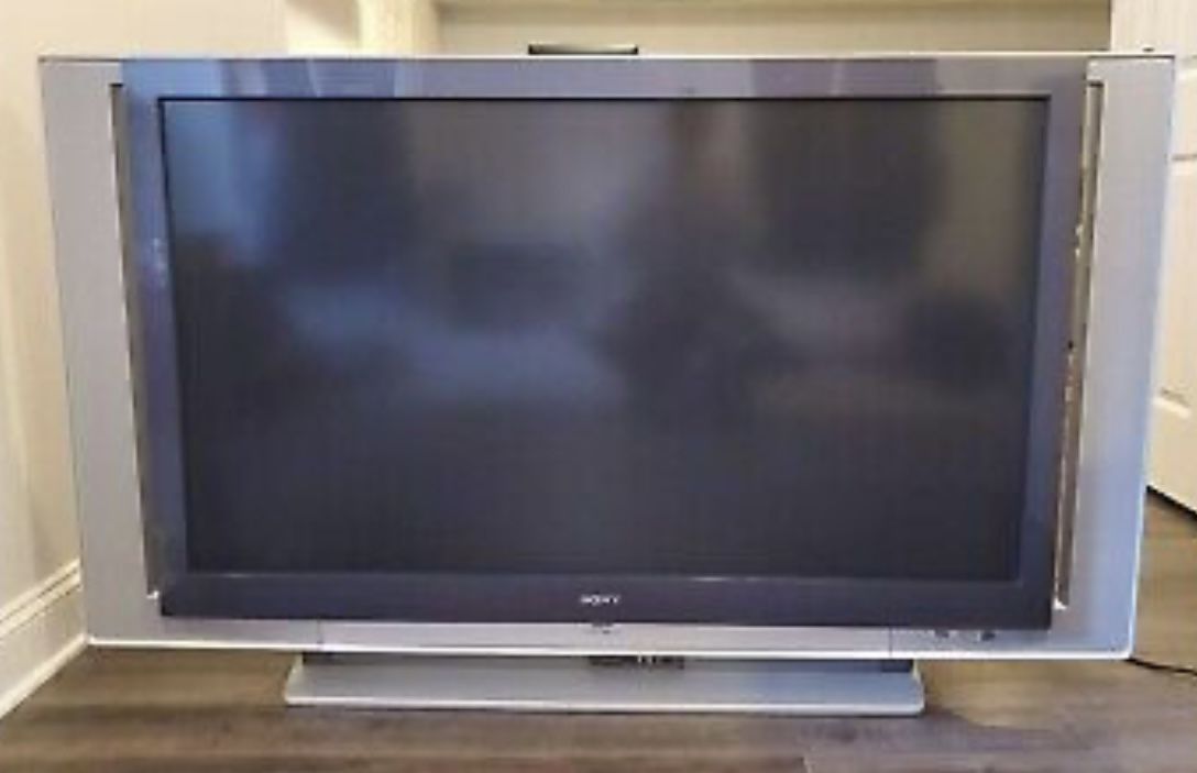 Sony KDS-R60XBR2 60-Inch SXRD Engine 1080p XBR LCD. 2-HDMI ports and others. Works great just old. Will help you load.