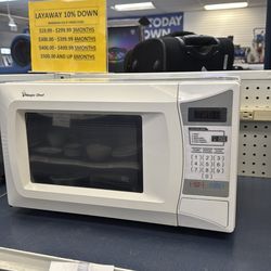 Magic chef microwave‼️ASK FOR DIANA‼️