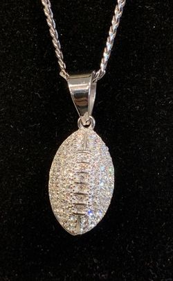 Brand New Stainless Steel Chain & Charm Combo Set (it will note Fade)