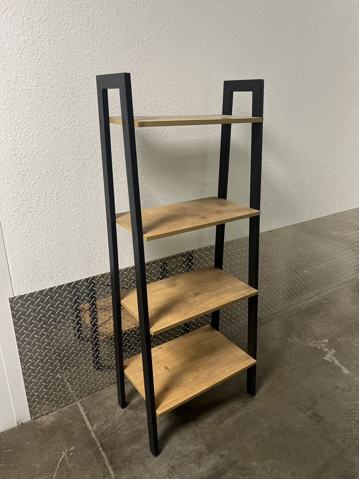 Wooden Ladder Bookshelf
