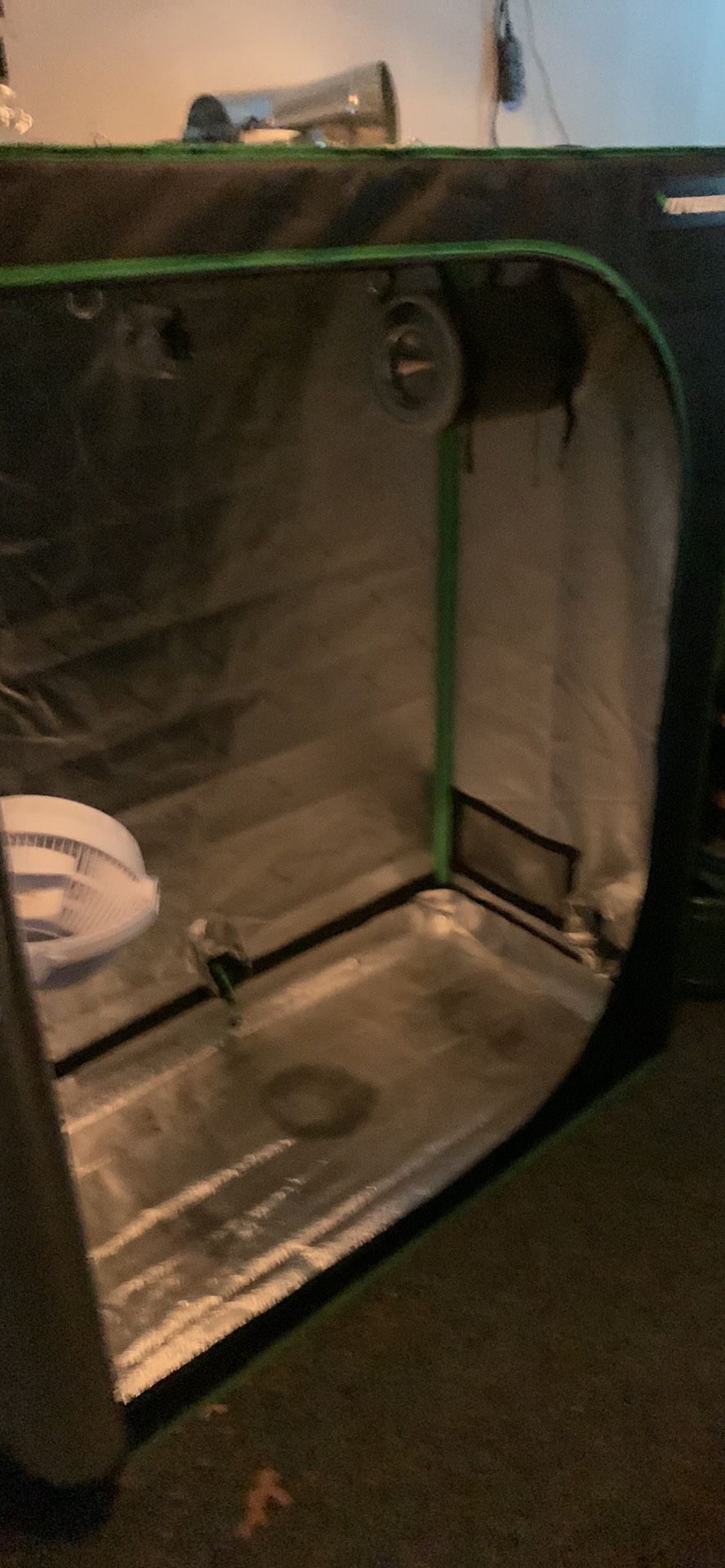 2x4x5 Vivosun Grow Tent Kit