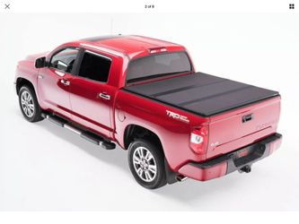 Tundra hard trifold bed cover