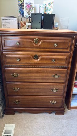Dresser
