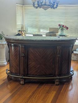 Howard Miller Bar