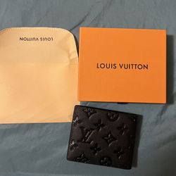 Men’s Luxurious Wallet  