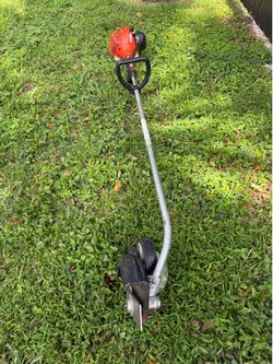 Lawn mower/echo edger started right up excellent condition work well