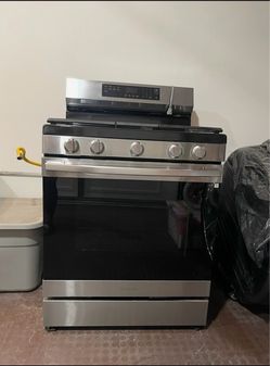 Samsung stove w/air fryer