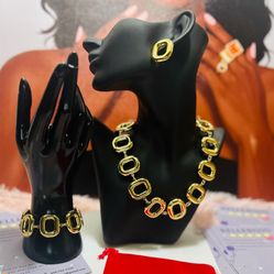 Gold Tone Jewelry Set