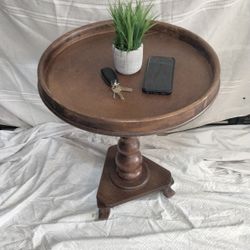 Round Table