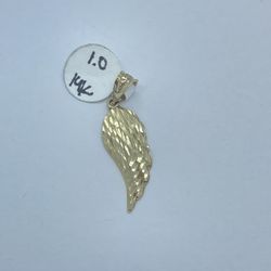 Gold Pendant Wing 14K Used 