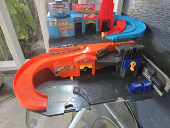 Hot wheels toy