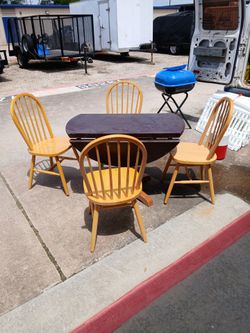 Table  chairs