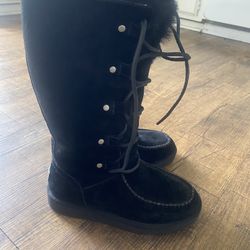 Brand New!! UGG Appalachian Black Lace Up Boots (Size 7) 