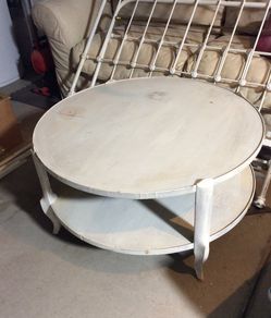 ANTIQUE DISTRESSED TABLE