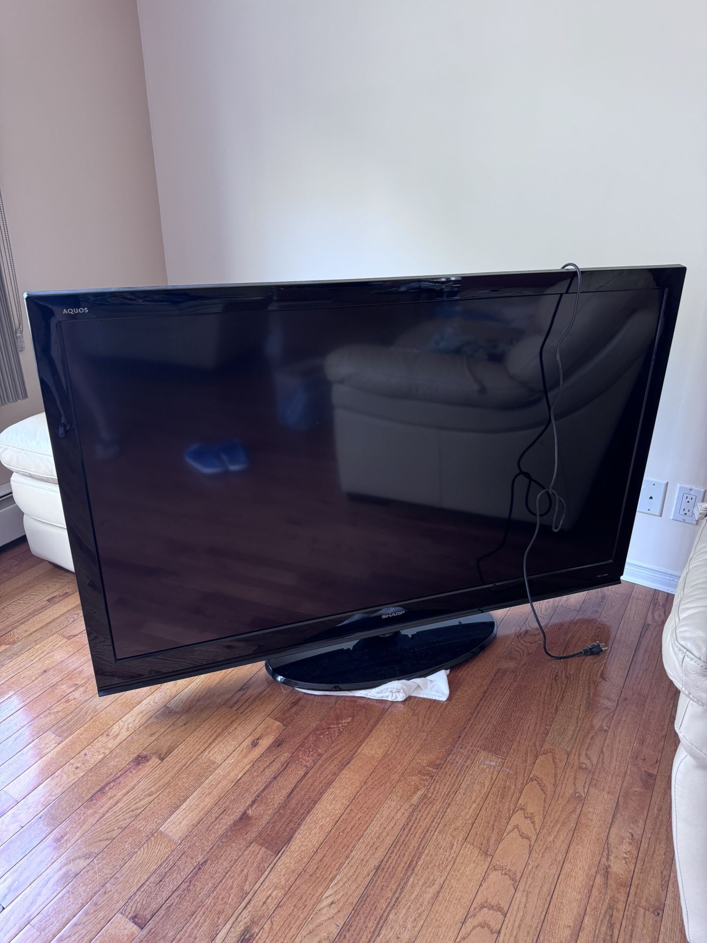 60” Sharp Liquid Crystal TV Model # LC- 60E69U. PLEASE READ DESCRIPTION