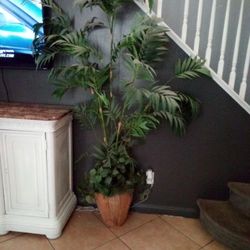 Fake Tree 