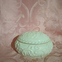 Lenox Embossed Rose Egg Music Box 