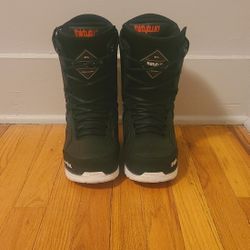 New ThirtyTwo M's Snowboard Boots sz 8