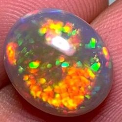 Honey Comb Welo Opal 2 Cts 