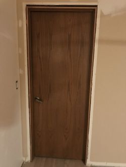 Doors in great condition. $15 a piece or 70$ for all 5!