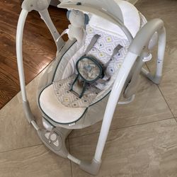 Ingenuity Portable Vibrating Baby Swing, Neutral