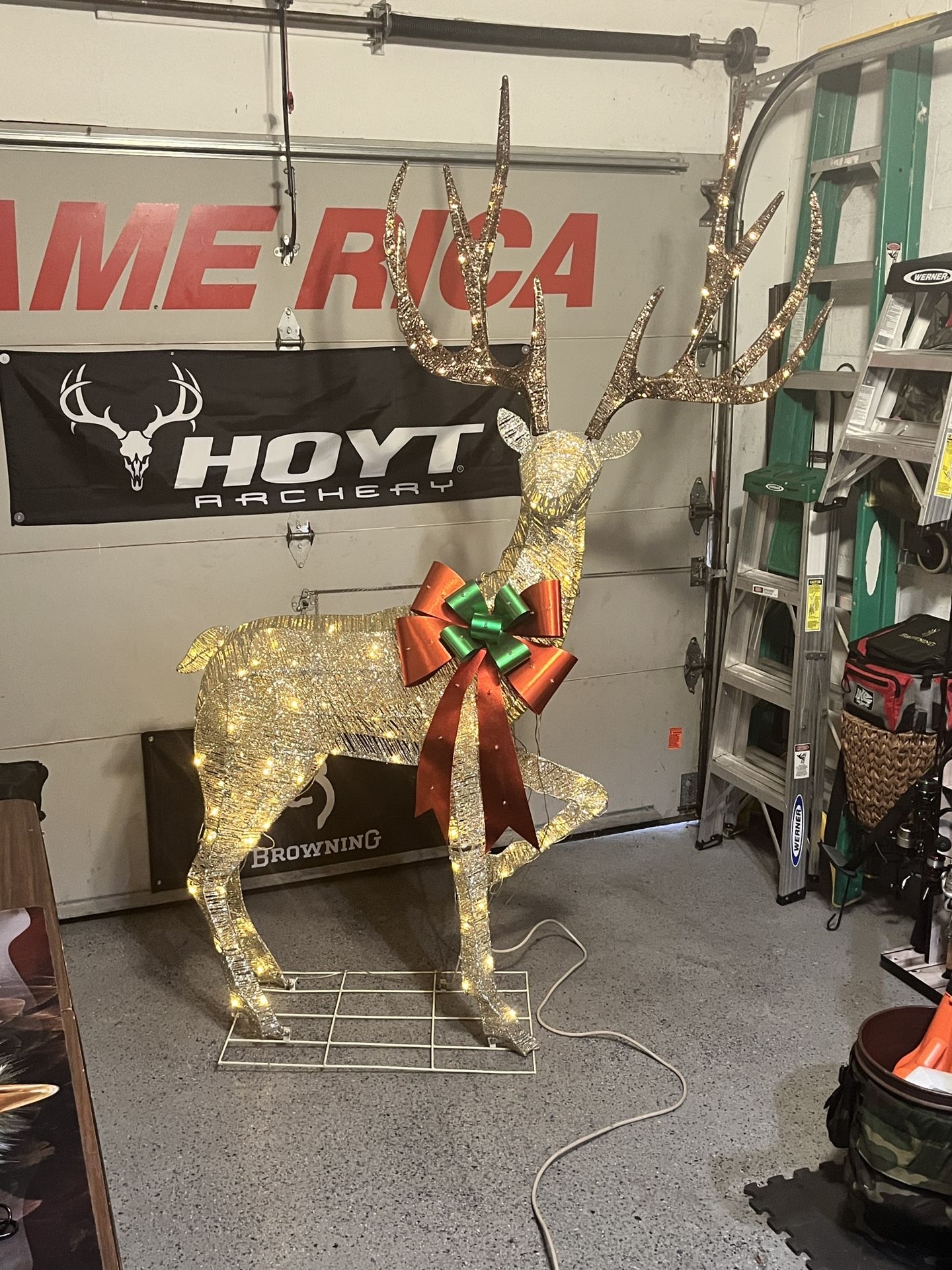 Giant Buck Xmas Deer 