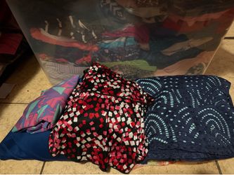 Girls clothes bundle ages 10–12 (20+ pieces)