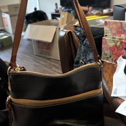 Dooney & Bourke Pebble grain Crossbody purse