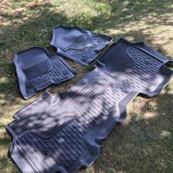 Dodge Ram 🐏  1500 QuadCab Floor Mats 19-24
