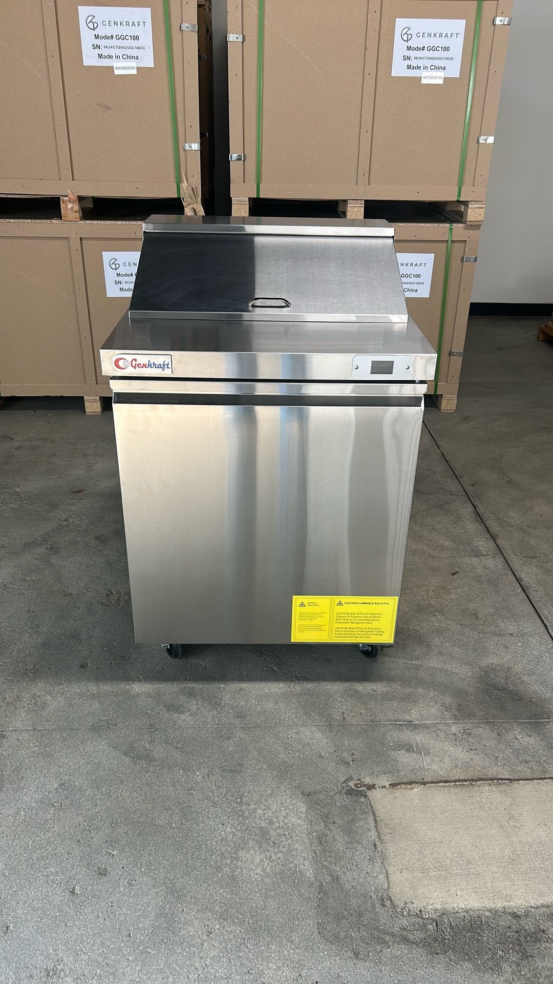 New 29” Refrigerated Sandwich Prep Table, 7.6 Cu. Ft, 8 Pans Capacity