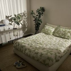 Soft frame Luna queen Bed Frame