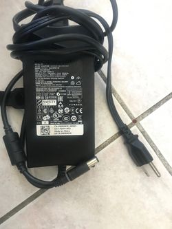 Dell AC/DC adapter