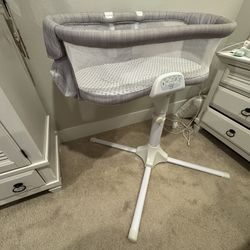 Halo Swivel bassinest 