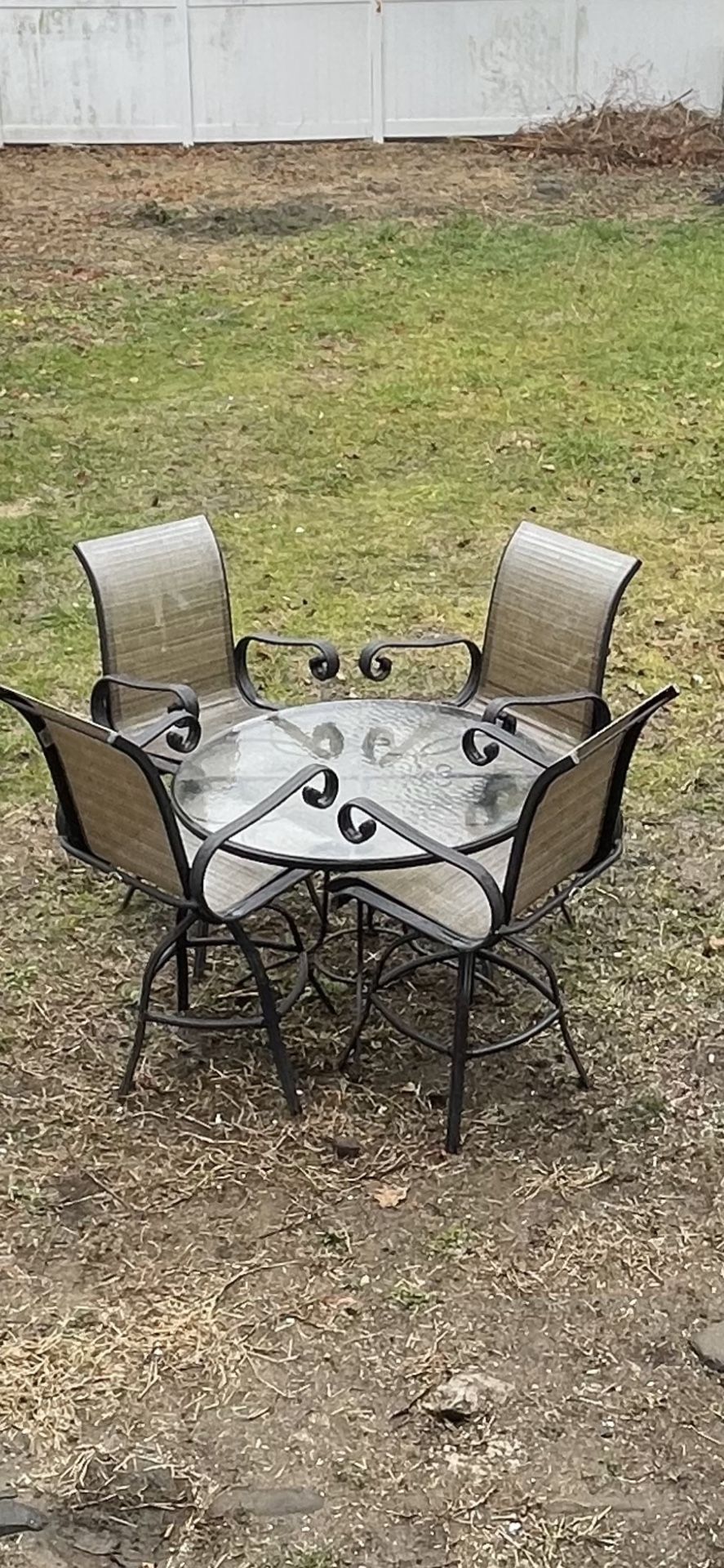 Outdoor Table With Chairs 