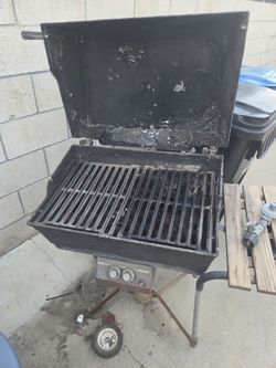 Gas grill